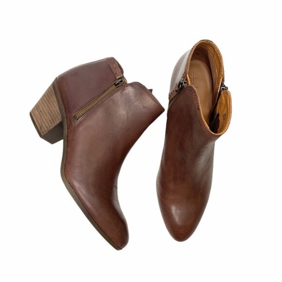 Frye Shoes - FRYE Judith leather double zip ankle boots